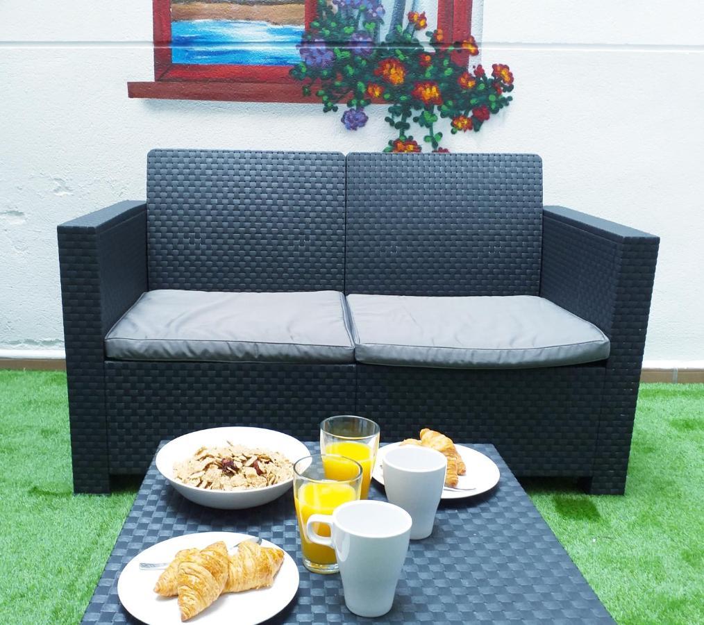 Dl Patio Malaga Apartment Bagian luar foto